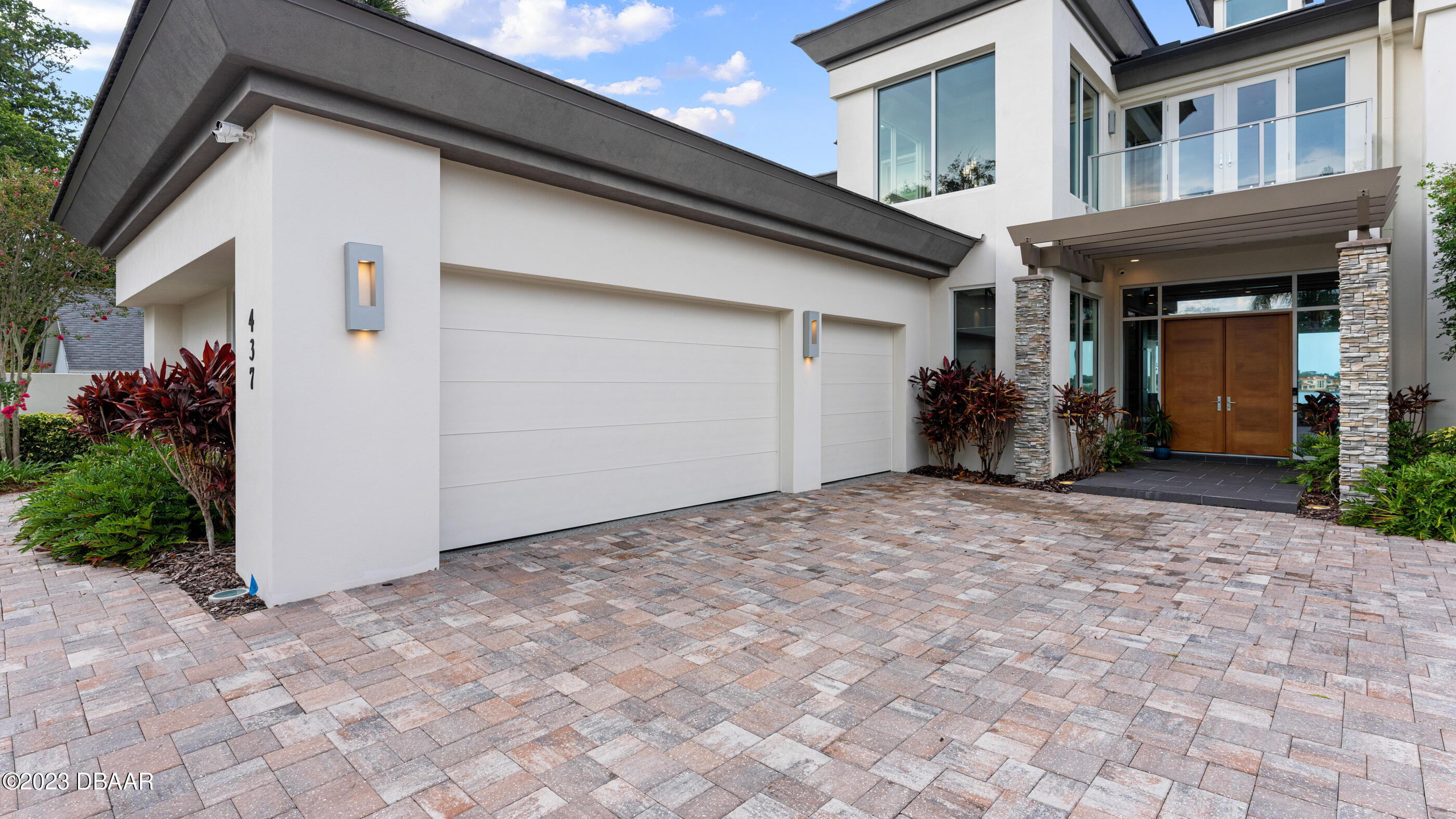 437 North Beach Street Ormond Beach, FL 32174 - Photo 130 of 162 8