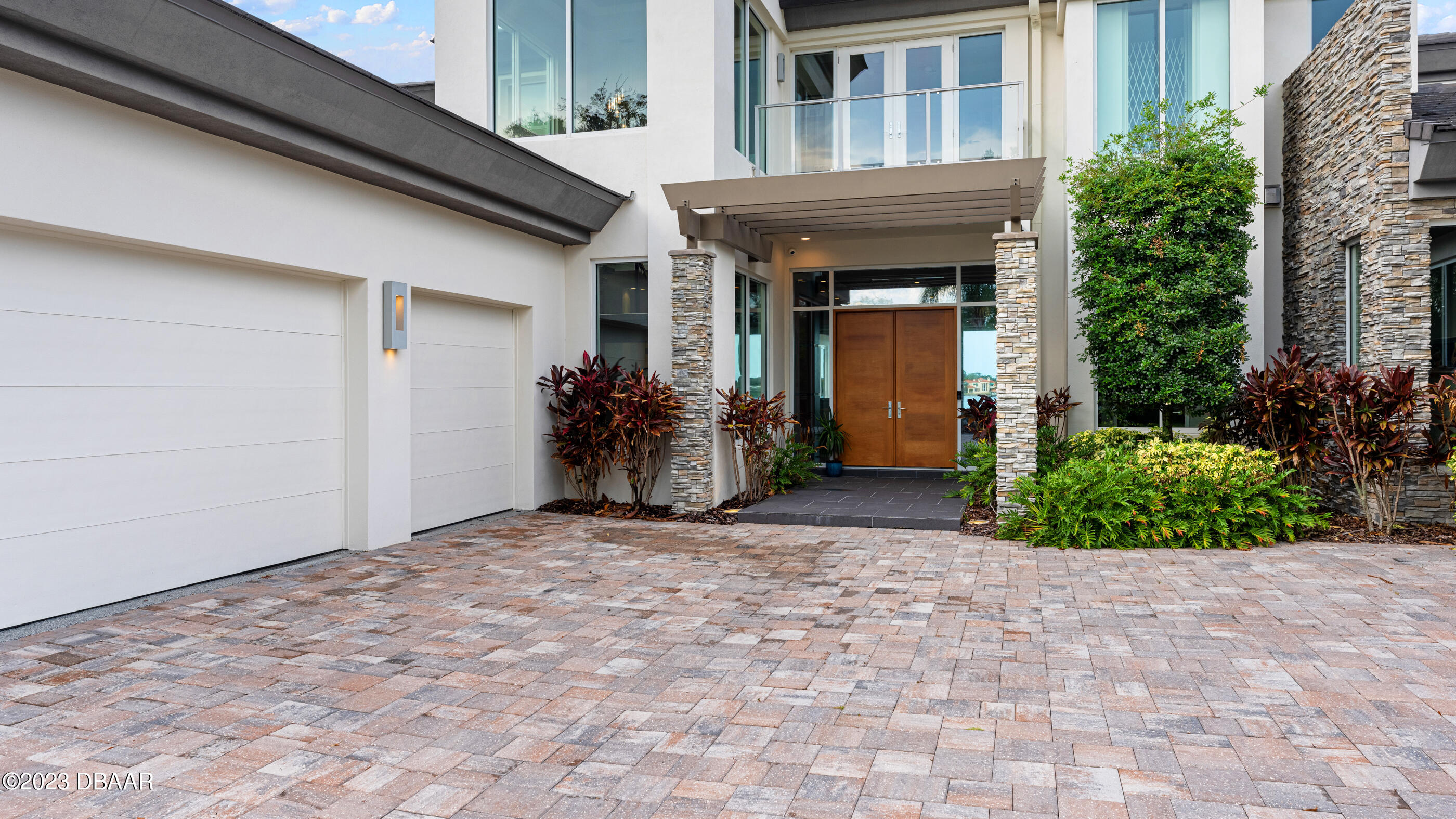 437 North Beach Street Ormond Beach, FL 32174 - Photo 57 of 162 9