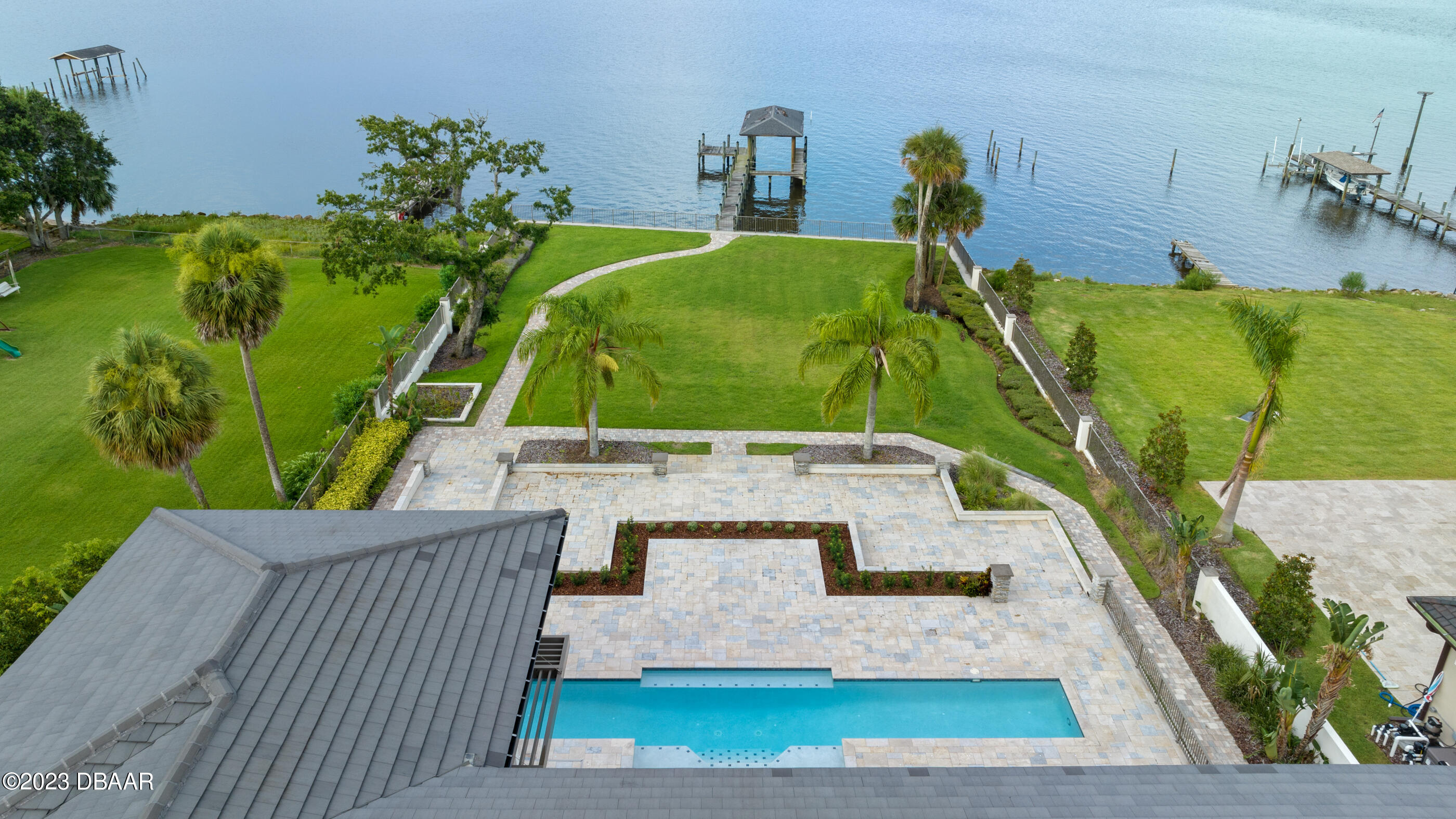 437 North Beach Street Ormond Beach, FL 32174 - Photo 63 of 162 10