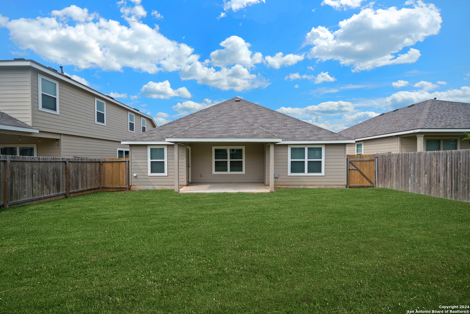 10519 Rosalina Loop Converse, TX 78109 - Photo 31 of 34