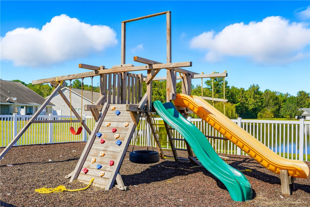 314 Promise Lane Brunswick, GA 31525 - Photo 24 of 25 Community playground