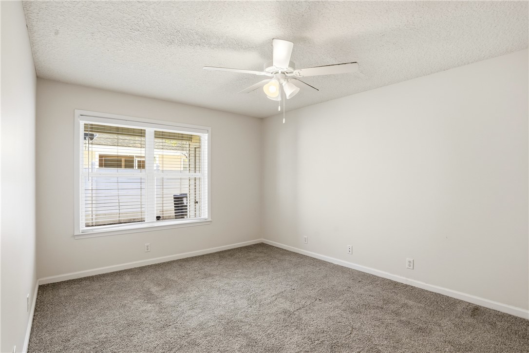 314 Promise Lane Brunswick, GA 31525 - Photo 9 of 25 Primary bedroom