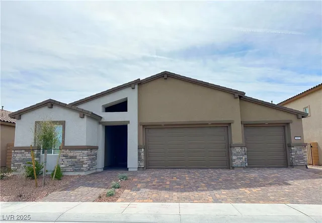 $3,250 | 3495 Lamberto Clf Way, Henderson, NV 89044