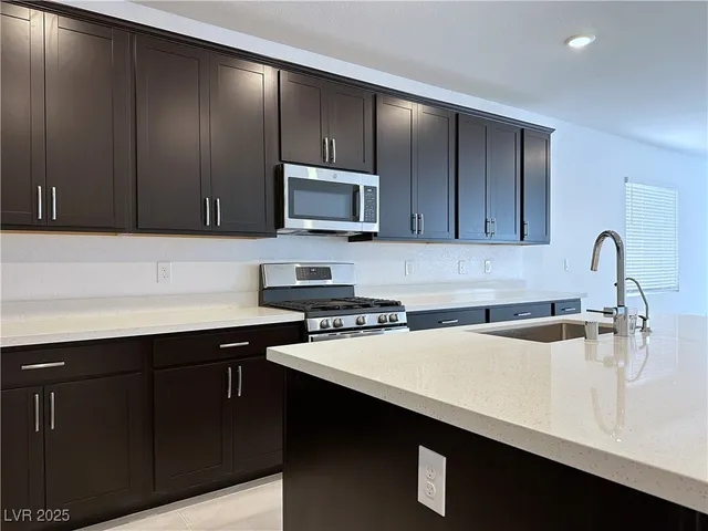 $3,250 | 3495 Lamberto Clf Way, Henderson, NV 89044