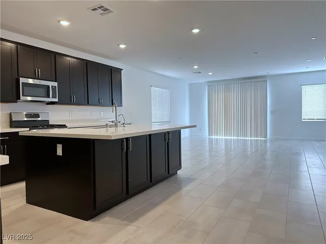 $3,250 | 3495 Lamberto Clf Way, Henderson, NV 89044