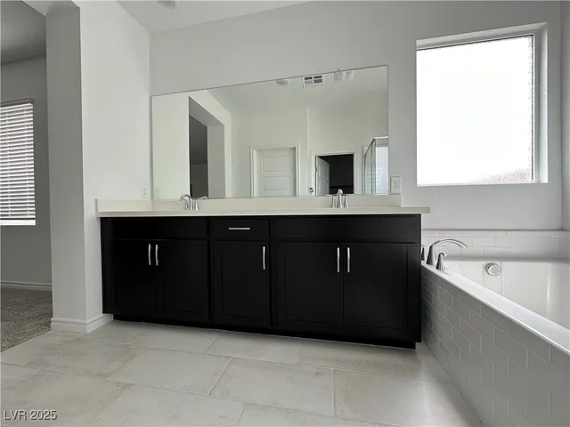 $3,250 | 3495 Lamberto Clf Way, Henderson, NV 89044