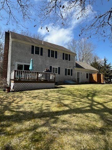54 Frazier Way Barnstable, MA 02648 - Photo 5 of 31 a swimming pool with yard