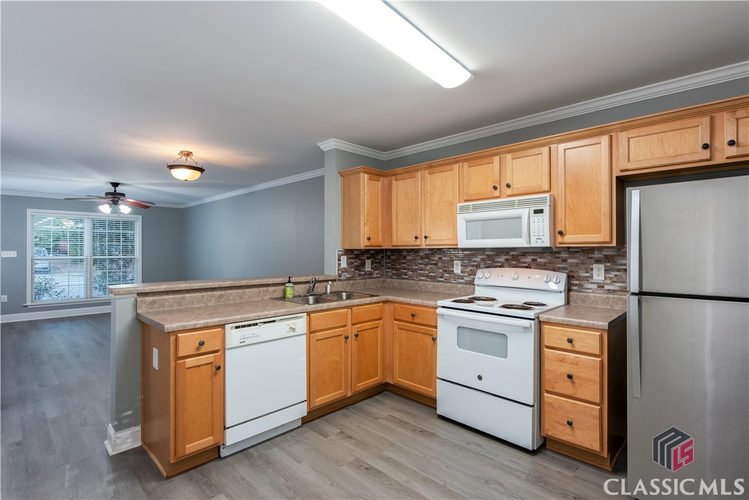 240 Cleveland Road, Unit 305 Bogart, GA 30622 - Photo 12 of 27
