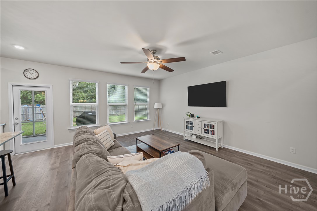 222 Benelli Drive Pooler, GA 31322 - Photo 10 of 70