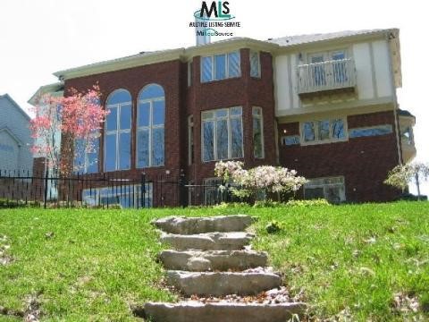 3610 Nesting Rochester, MI 48309 - Photo 2 of 9 842645-1.JPG