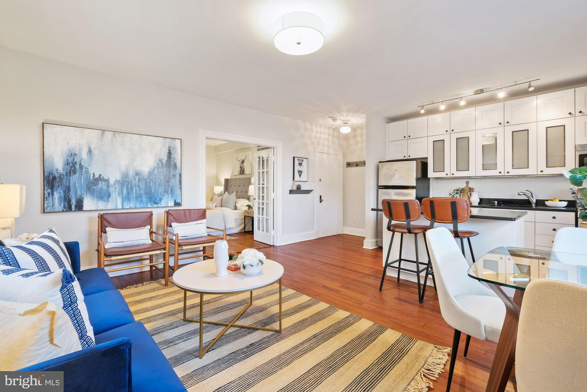 1901 Columbia Road Northwest, Unit 603 Washington, DC 20009 - Photo 3 of 21 High Ceilings