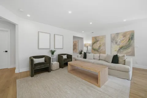 $2,888,000 | 1129 Clovelly Lane, Burlingame, CA 94010