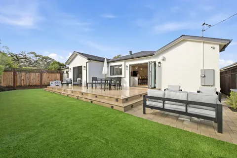 $2,888,000 | 1129 Clovelly Lane, Burlingame, CA 94010