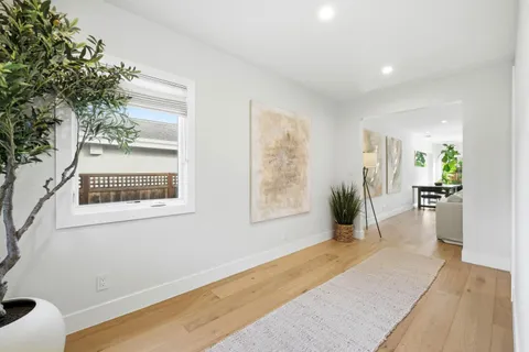 $2,888,000 | 1129 Clovelly Lane, Burlingame, CA 94010