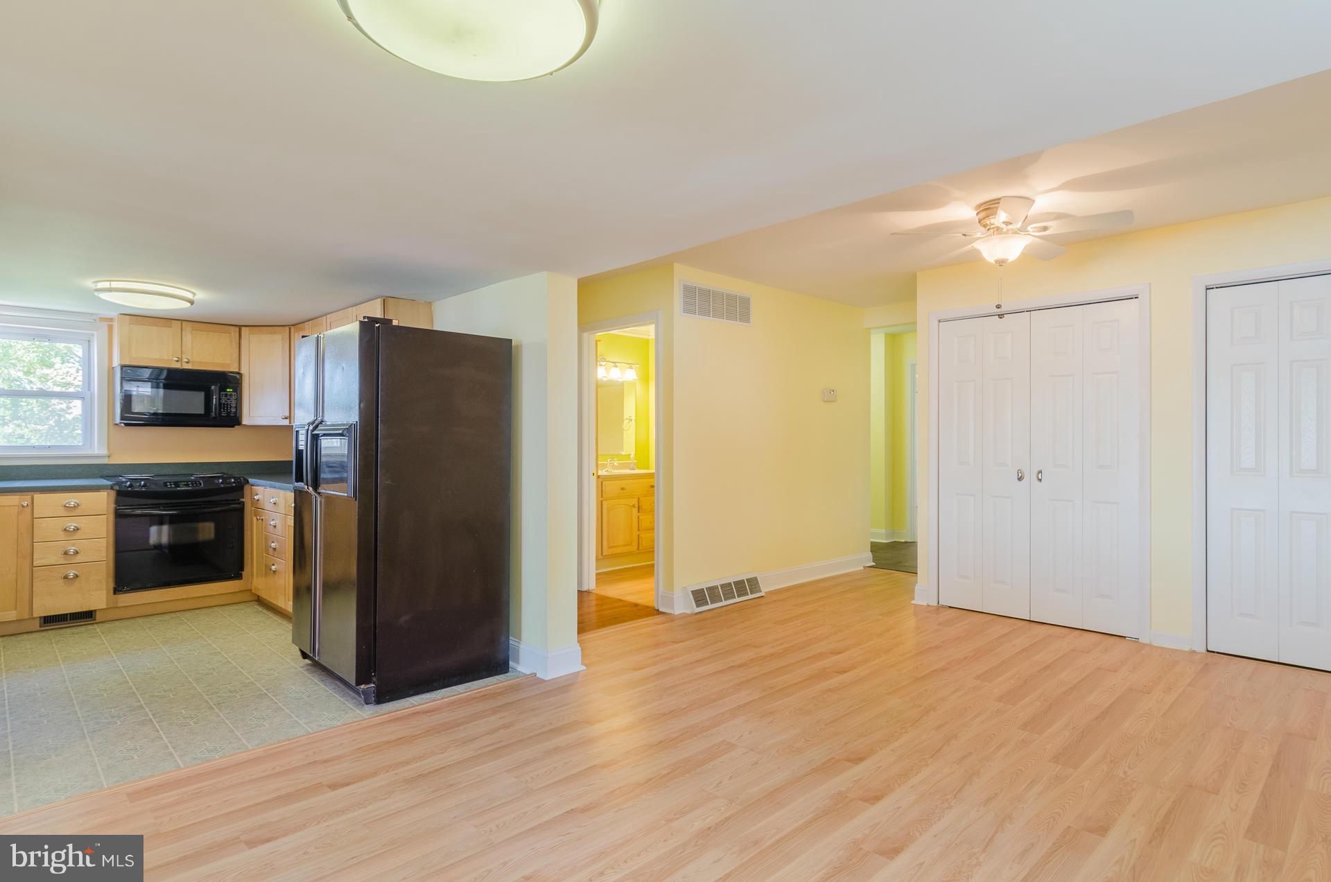 1116 East Riverside Avenue Baltimore, MD 21221 - Photo 5 of 30 Dining Room