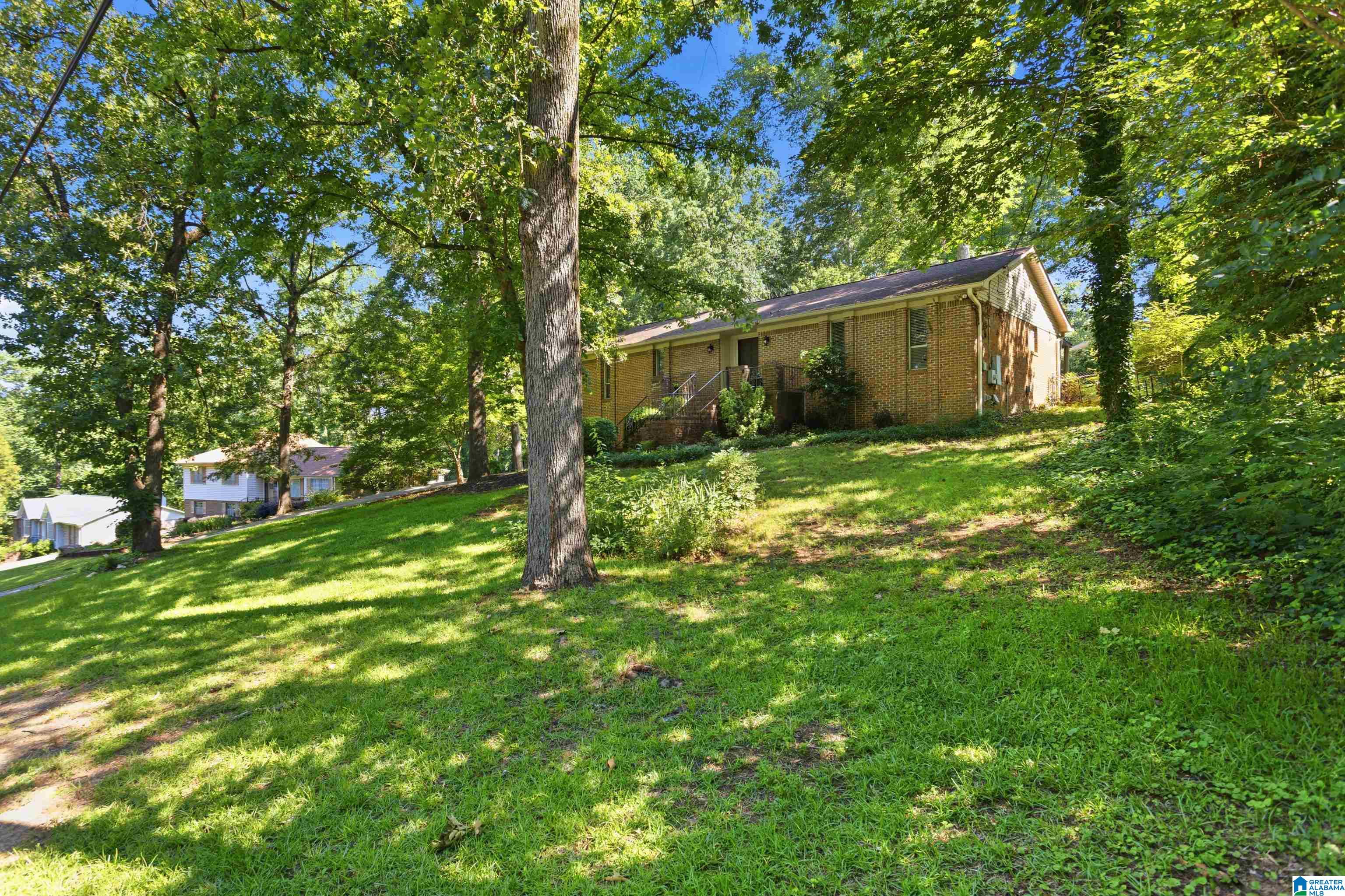 105 Maple Street Alabaster, AL 35114 - Photo 31 of 42