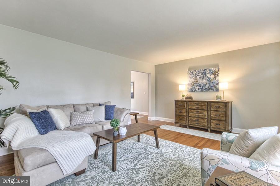 526 Limestone Road Carlisle, PA 17015 - Photo 6 of 25 Gallery Image 6