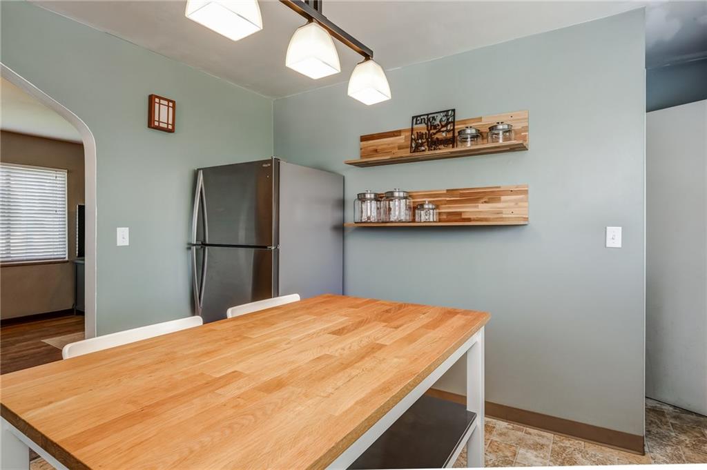 214 Shadyhill Road Pittsburgh, PA 15205 - Photo 9 of 20 Kitchen