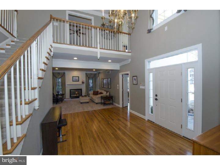 822 Dresher Way Wayne, PA 19087 - Photo 2 of 24 Gallery Image 2