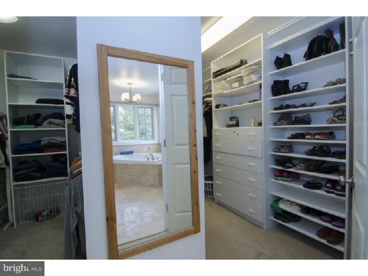 822 Dresher Way Wayne, PA 19087 - Photo 11 of 24 Gallery Image 11