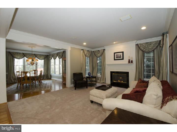 822 Dresher Way Wayne, PA 19087 - Photo 3 of 24 Gallery Image 3