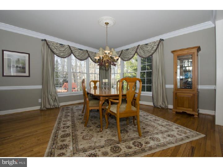 822 Dresher Way Wayne, PA 19087 - Photo 4 of 24 Gallery Image 4