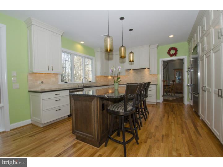 822 Dresher Way Wayne, PA 19087 - Photo 6 of 24 Gallery Image 6