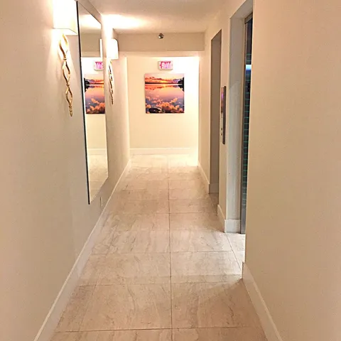 $1,170,000 | 5550 North Ocean Drive, Unit 22B, Singer Island, FL 33404