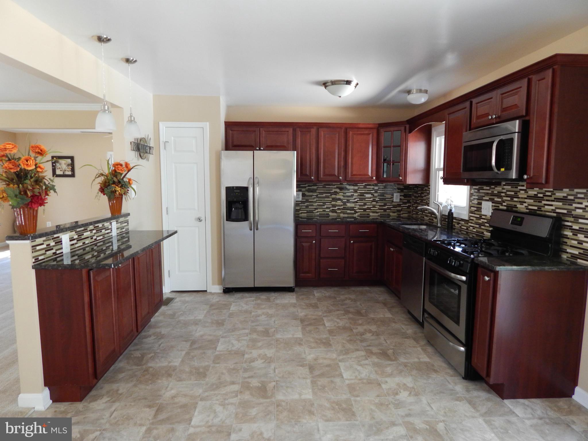 222 Brent Road Waldorf, MD 20602 - Photo 4 of 30 Kitchen
