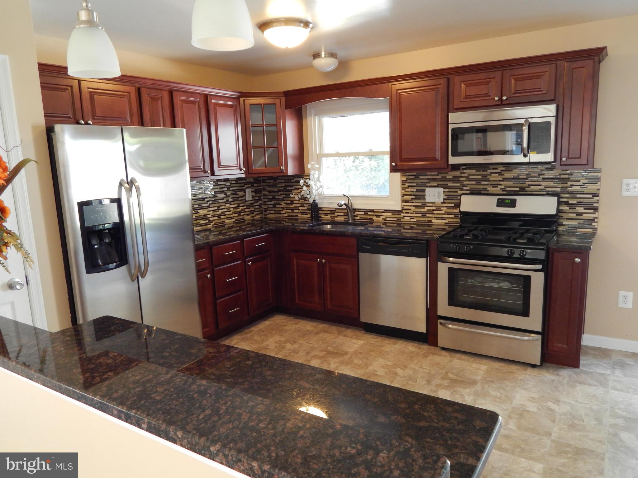 222 Brent Road Waldorf, MD 20602 - Photo 5 of 30 Kitchen