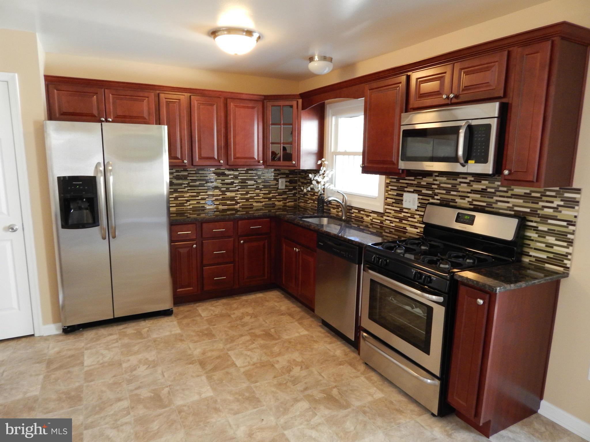 222 Brent Road Waldorf, MD 20602 - Photo 6 of 30 Kitchen