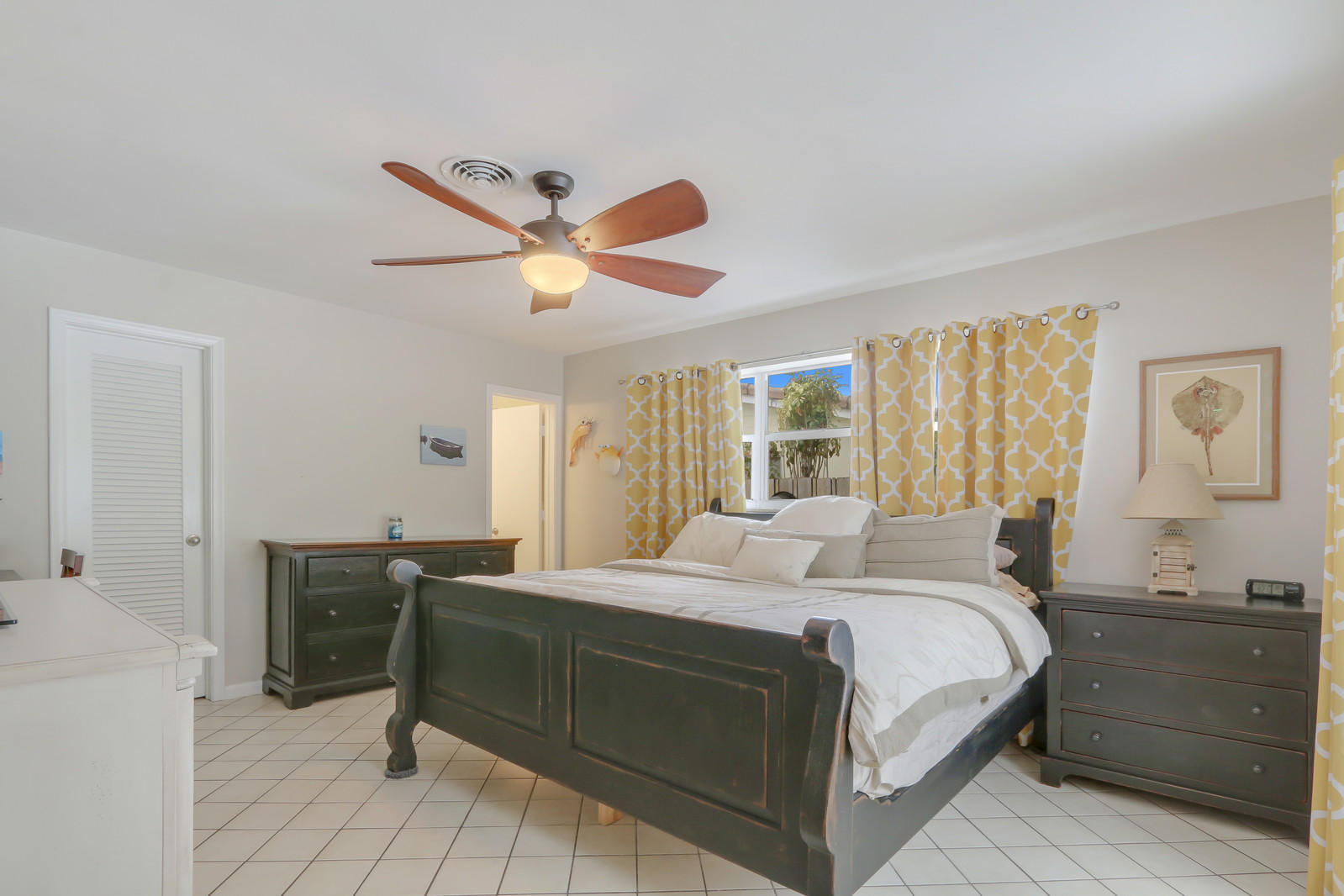 5811 Northeast 21st Road Fort Lauderdale, FL 33308 - Photo 13 of 22 13_Image5_mls