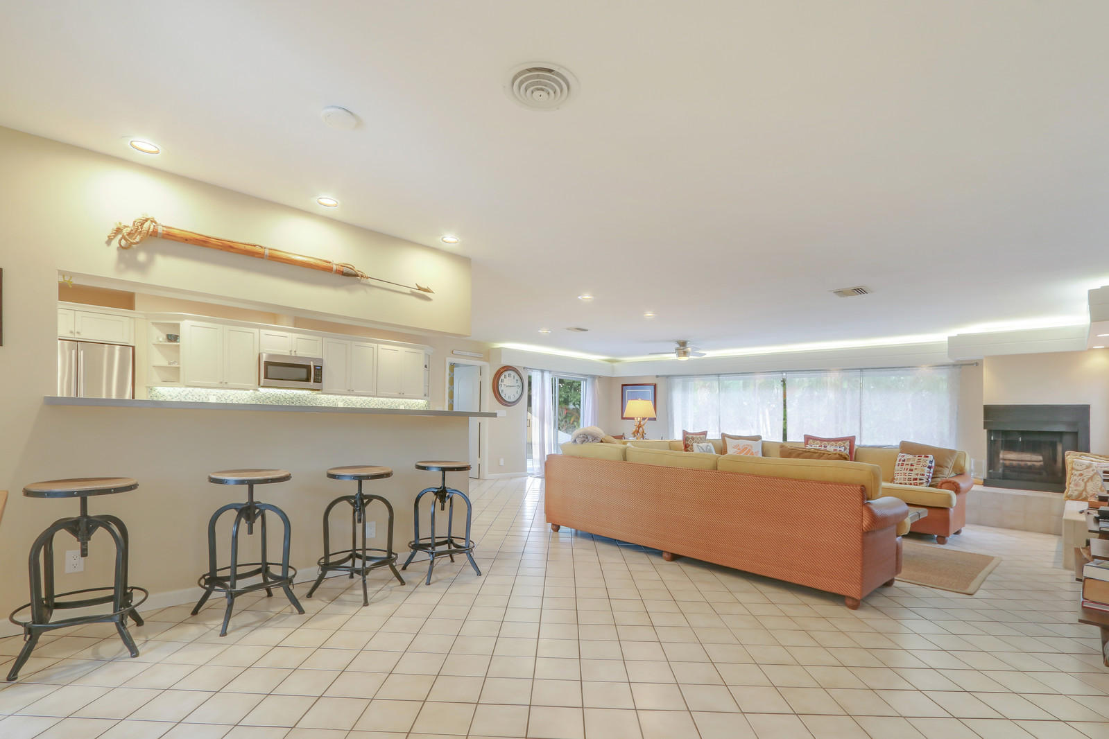 5811 Northeast 21st Road Fort Lauderdale, FL 33308 - Photo 8 of 22 08_Image13_mls