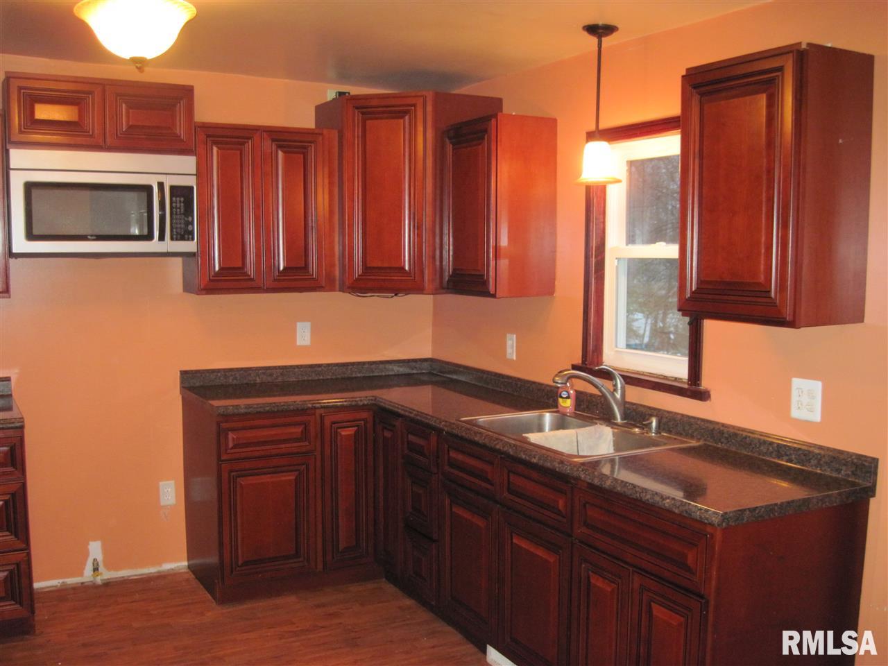305 East 3rd Street Delavan, IL 61734 - Photo 13 of 30 Gallery Image 13