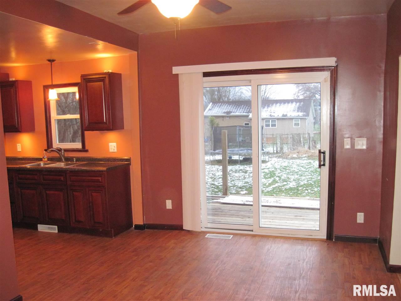 305 East 3rd Street Delavan, IL 61734 - Photo 9 of 30 Gallery Image 9
