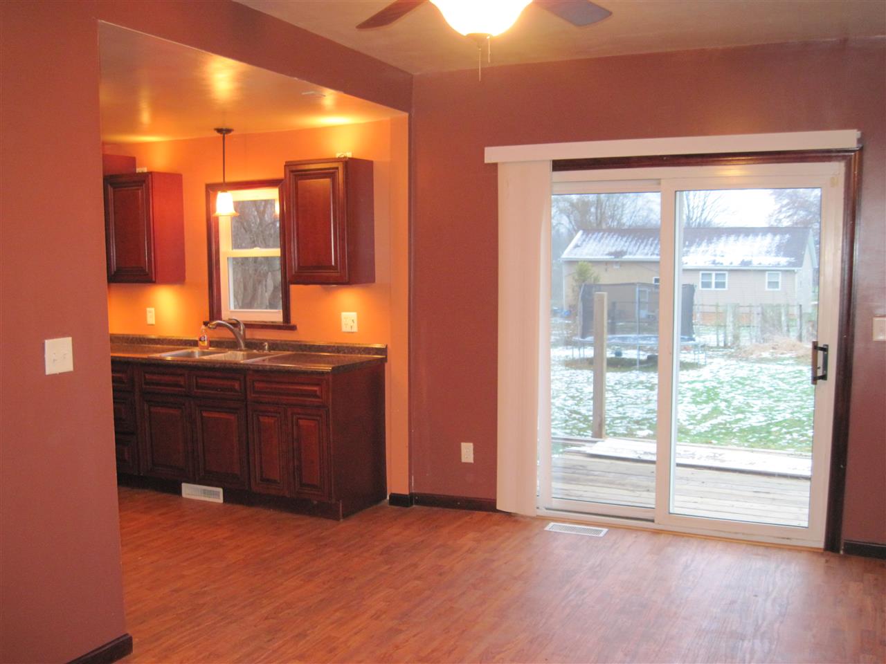 305 East 3rd Street Delavan, IL 61734 - Photo 10 of 30 Gallery Image 10
