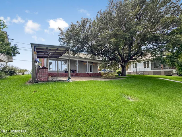 $420,000 | 628 Highway 569, Ferriday, LA 71334