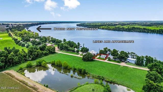 $420,000 | 628 Highway 569, Ferriday, LA 71334