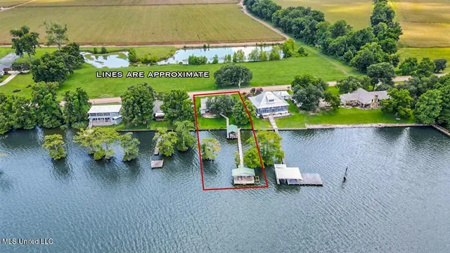 $420,000 | 628 Highway 569, Ferriday, LA 71334