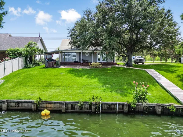 $420,000 | 628 Highway 569, Ferriday, LA 71334