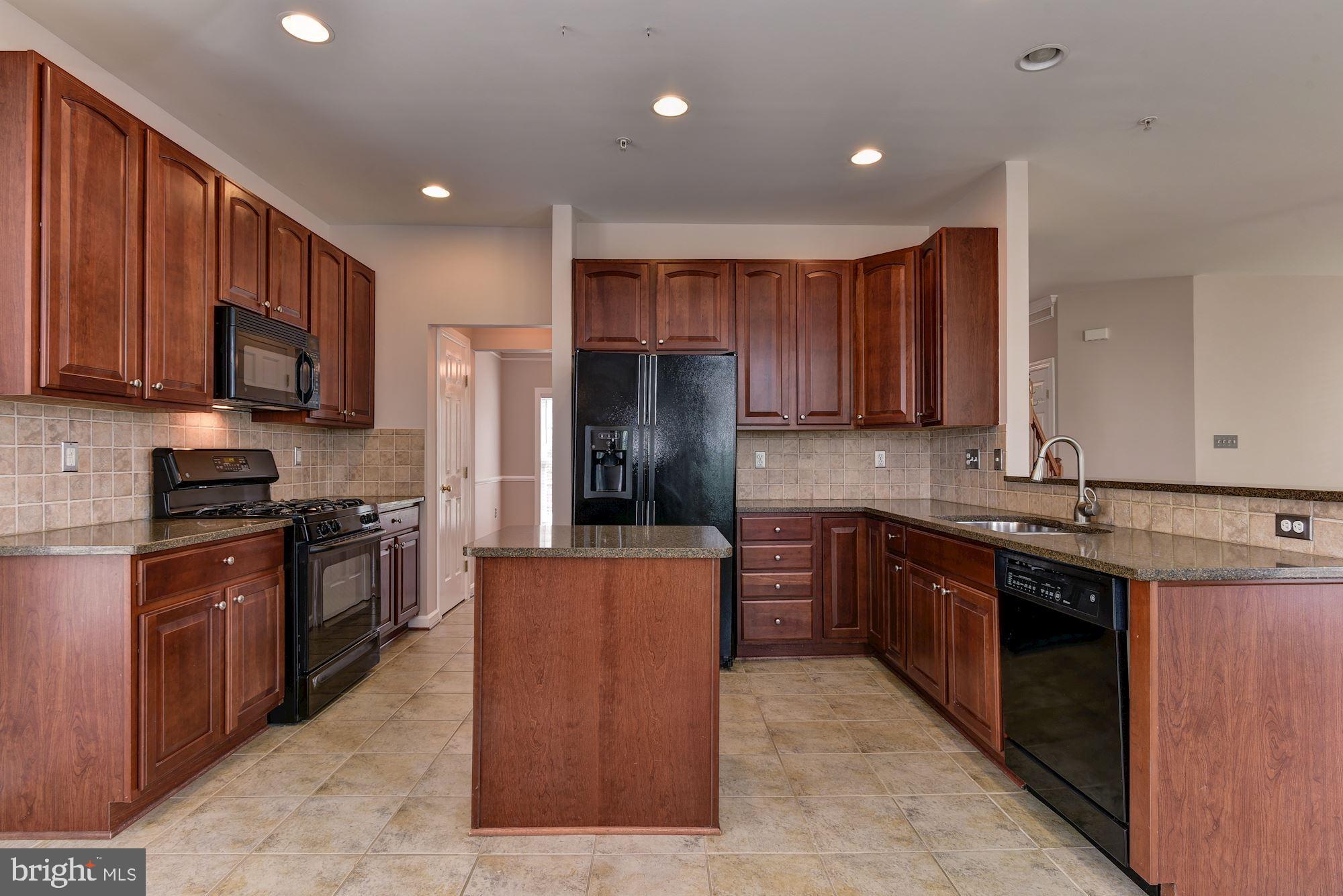 12005 Chestnut Glen Road Clarksburg, MD 20871 - Photo 21 of 56 Gallery Image 21