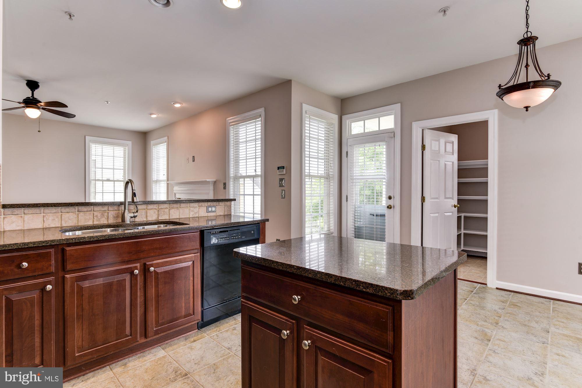 12005 Chestnut Glen Road Clarksburg, MD 20871 - Photo 22 of 56 Gallery Image 22