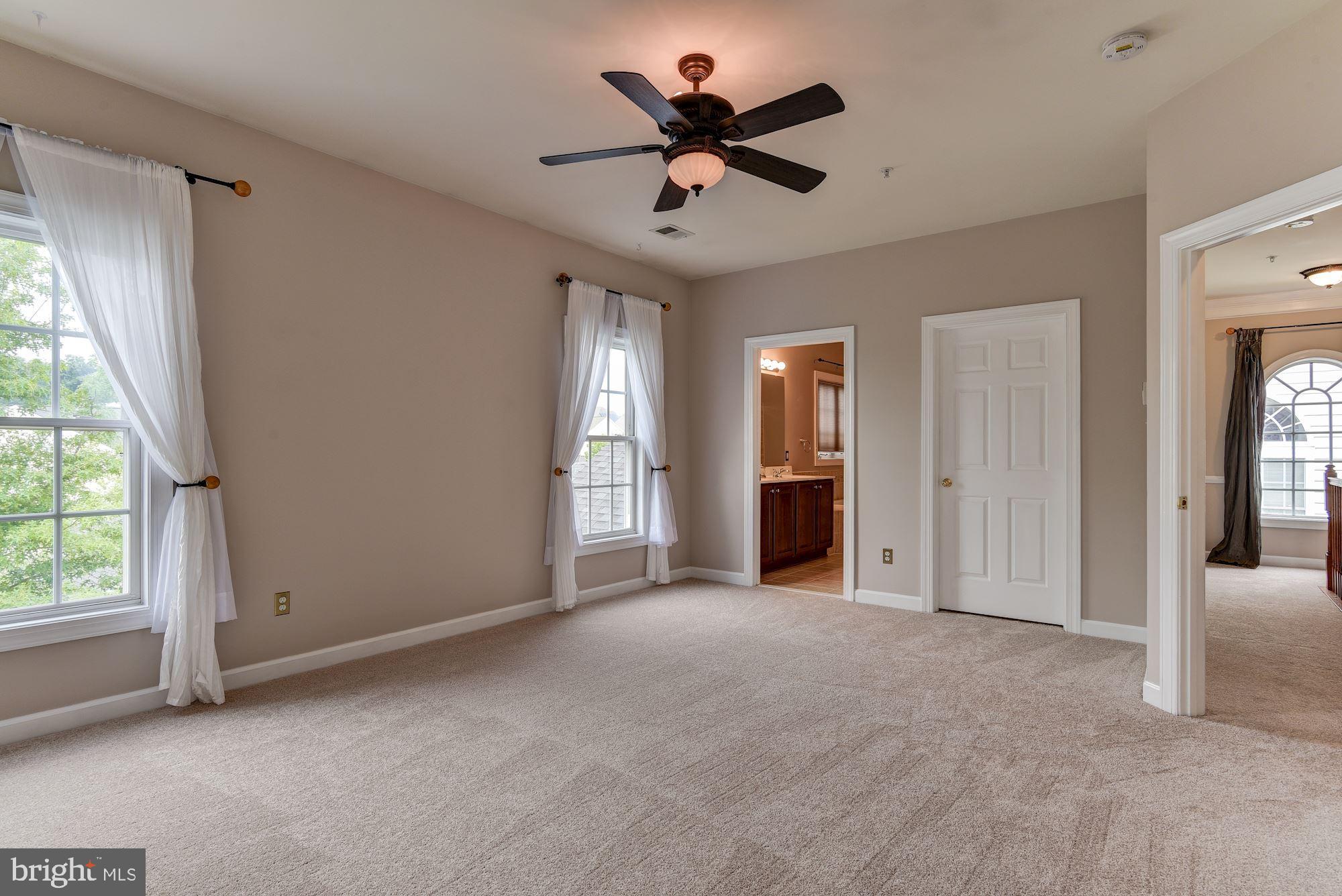 12005 Chestnut Glen Road Clarksburg, MD 20871 - Photo 28 of 56 Gallery Image 28