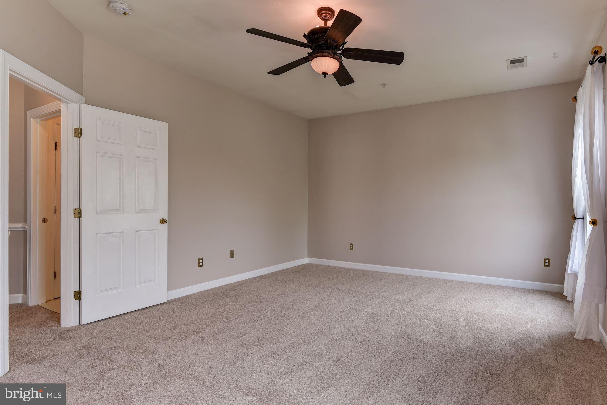 12005 Chestnut Glen Road Clarksburg, MD 20871 - Photo 30 of 56 Gallery Image 30