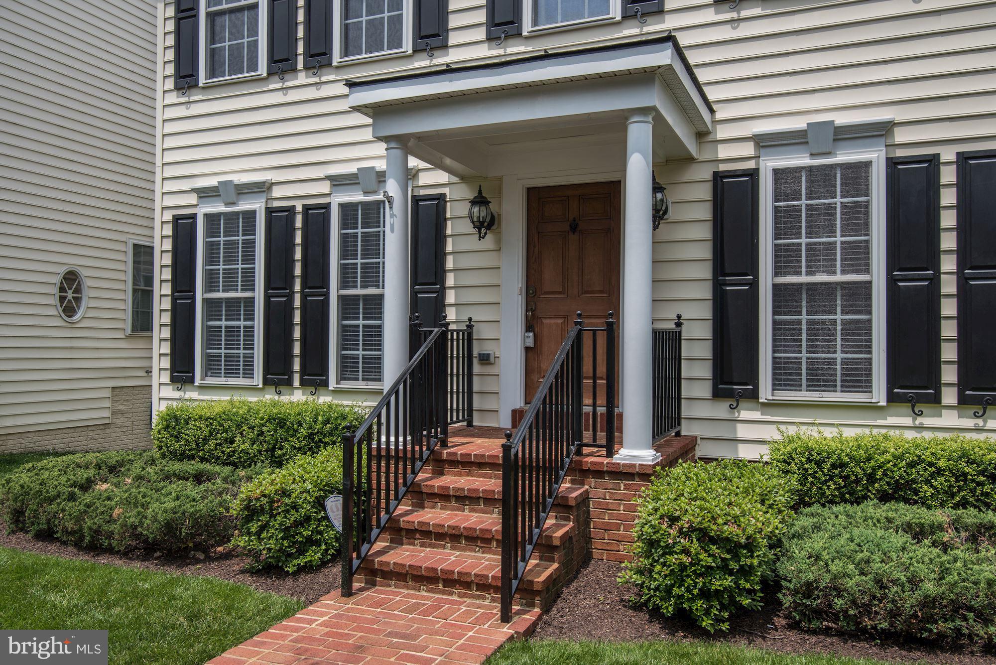 12005 Chestnut Glen Road Clarksburg, MD 20871 - Photo 6 of 56 Gallery Image 6