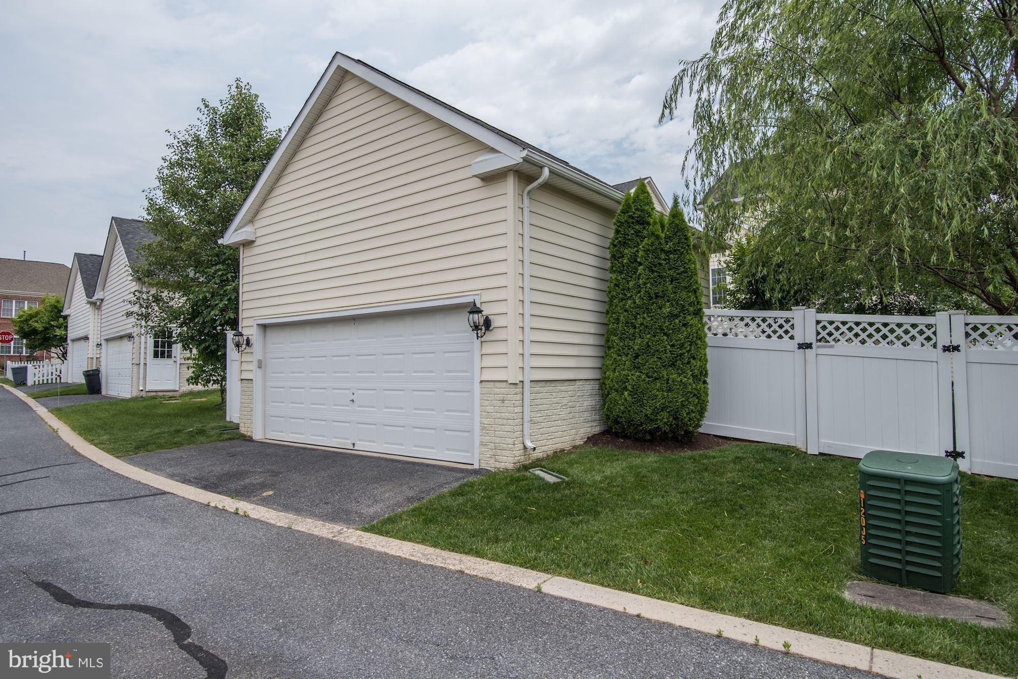 12005 Chestnut Glen Road Clarksburg, MD 20871 - Photo 56 of 56 Gallery Image 56