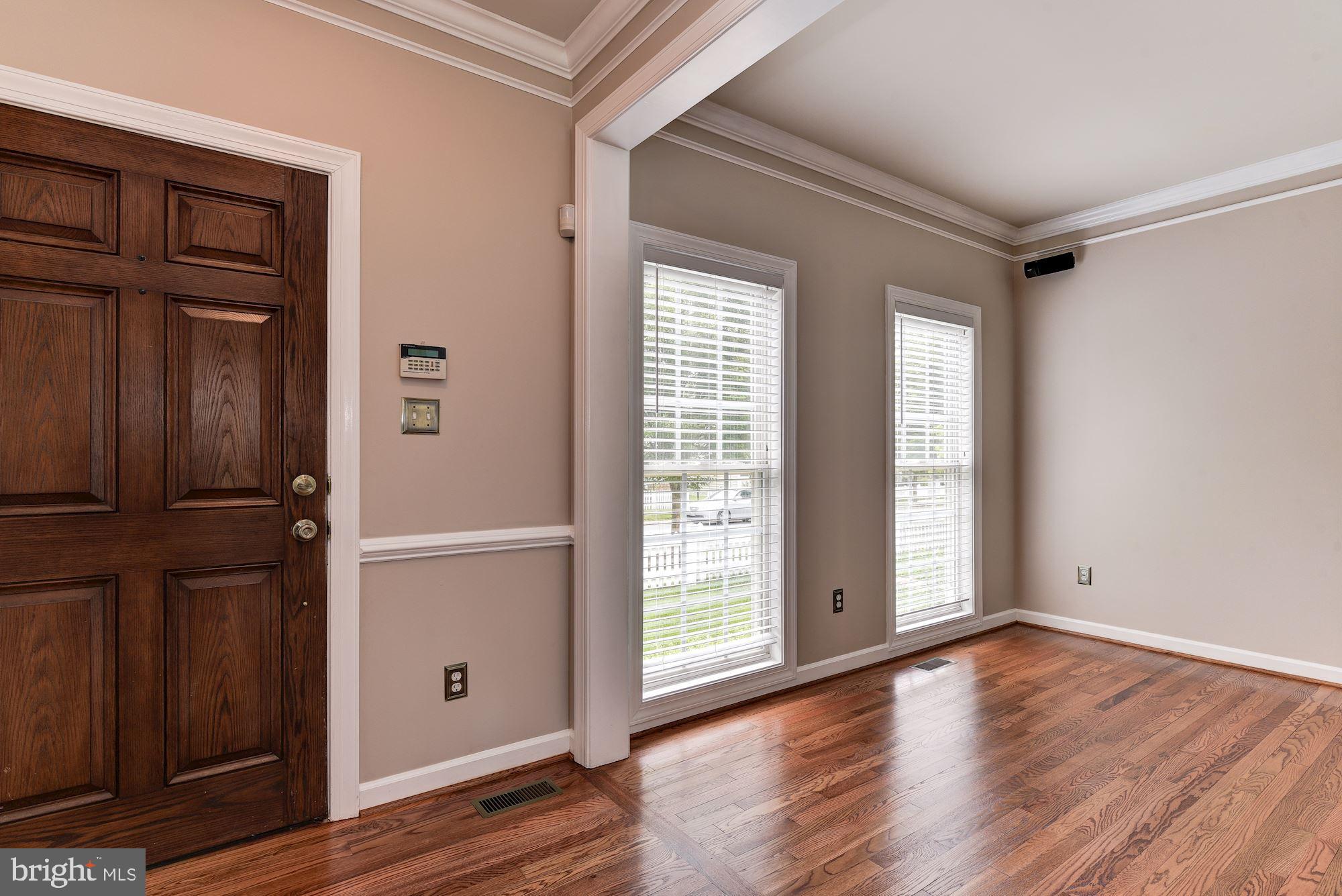 12005 Chestnut Glen Road Clarksburg, MD 20871 - Photo 7 of 56 Gallery Image 7