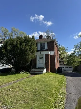 $1,800 | 3830 Berkeley Road, Cleveland, OH 44118