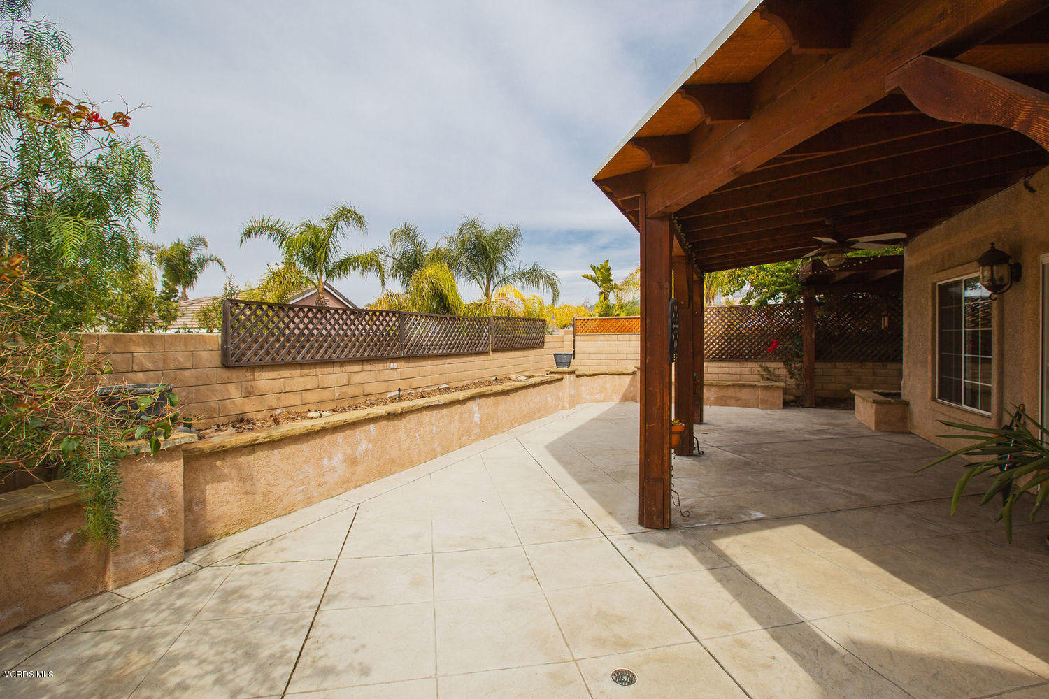 1739 Empty Saddle Road Simi Valley, CA 93063 - Photo 17 of 19 019_19patio