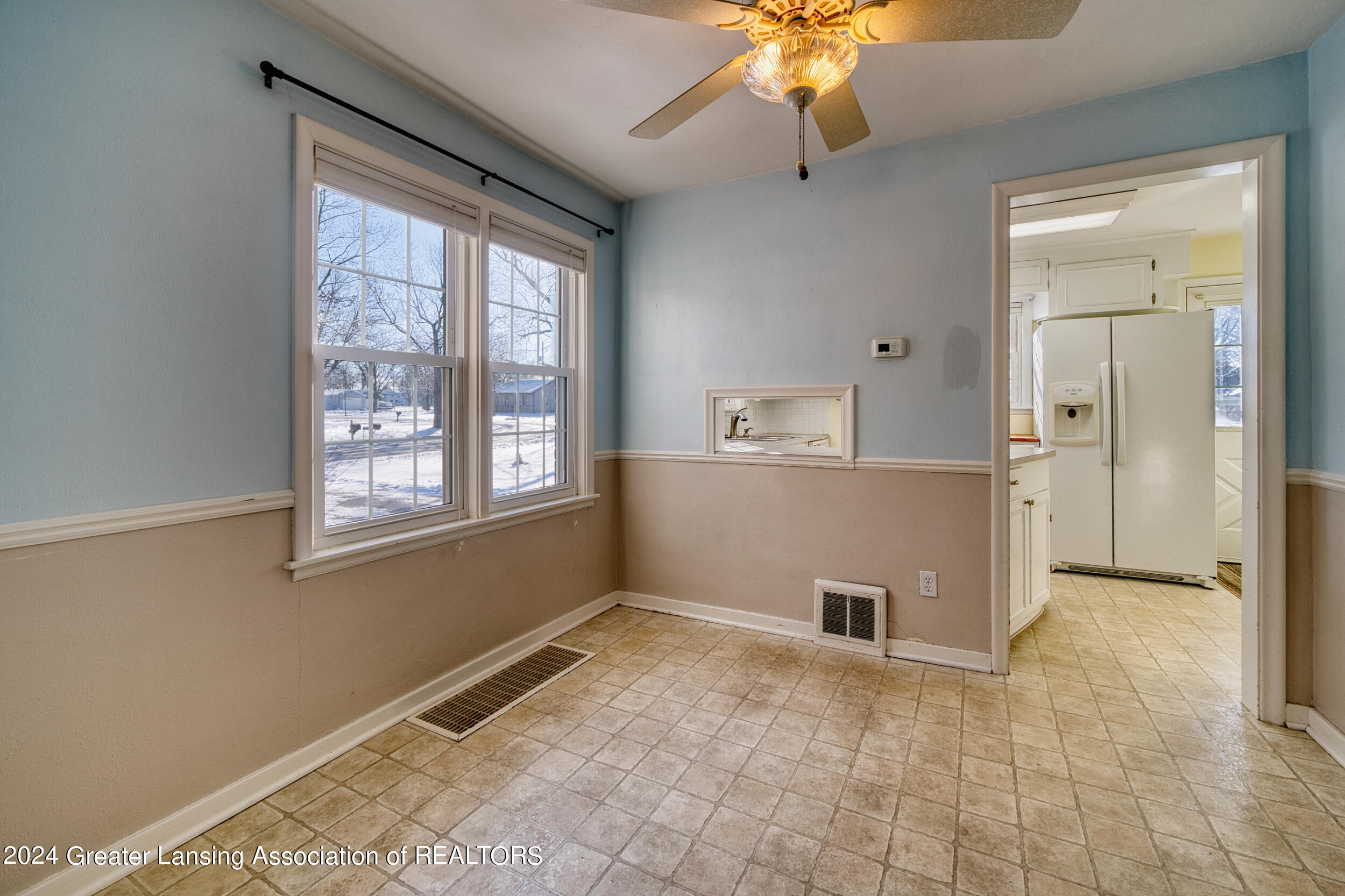 12103 West Greenfield Road Lansing, MI 48917 - Photo 11 of 52 Dining Room